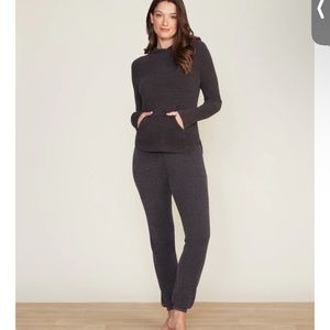 NWT Barefoot Dreams set